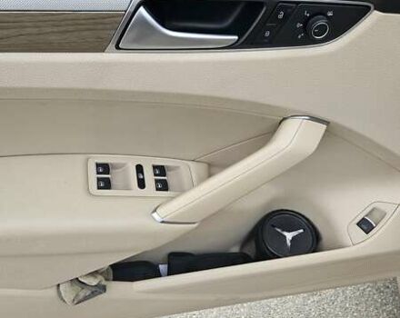 Фольксваген Пассат, объемом двигателя 3.6 л и пробегом 203 тыс. км за 15000 $, фото 12 на Automoto.ua