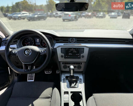 Фольксваген Пассат, объемом двигателя 1.8 л и пробегом 161 тыс. км за 17100 $, фото 6 на Automoto.ua