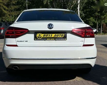 Фольксваген Пассат, об'ємом двигуна 1.8 л та пробігом 175 тис. км за 14790 $, фото 5 на Automoto.ua