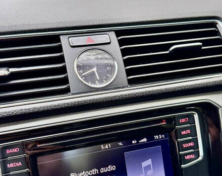 Фольксваген Пассат, объемом двигателя 1.8 л и пробегом 219 тыс. км за 12000 $, фото 12 на Automoto.ua