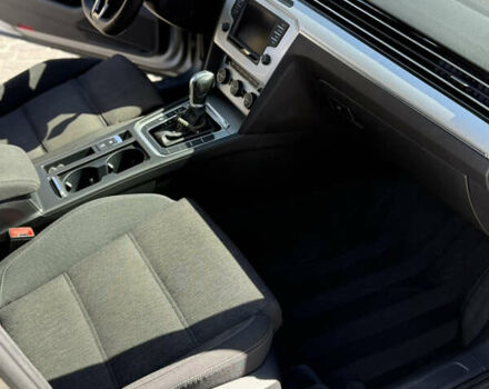 Фольксваген Пассат, объемом двигателя 1.8 л и пробегом 161 тыс. км за 17100 $, фото 5 на Automoto.ua