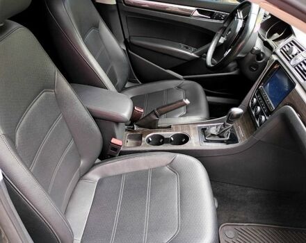 Фольксваген Пассат, объемом двигателя 1.8 л и пробегом 170 тыс. км за 12900 $, фото 3 на Automoto.ua