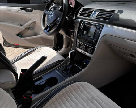 Фольксваген Пассат, объемом двигателя 1.8 л и пробегом 210 тыс. км за 11000 $, фото 15 на Automoto.ua