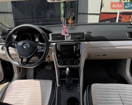 Фольксваген Пассат, объемом двигателя 1.8 л и пробегом 210 тыс. км за 11000 $, фото 17 на Automoto.ua