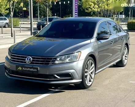 Фольксваген Пассат, объемом двигателя 1.8 л и пробегом 229 тыс. км за 12900 $, фото 6 на Automoto.ua