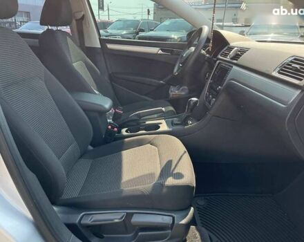 Фольксваген Пассат, об'ємом двигуна 1.8 л та пробігом 129 тис. км за 13490 $, фото 21 на Automoto.ua