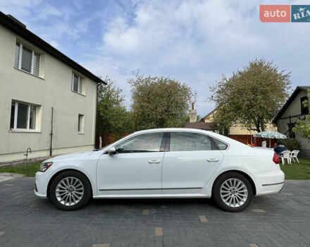 Фольксваген Пассат, объемом двигателя 1.8 л и пробегом 220 тыс. км за 10500 $, фото 3 на Automoto.ua