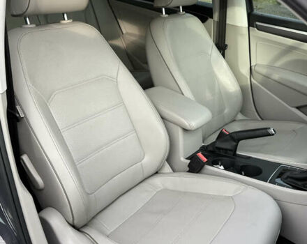 Фольксваген Пассат, об'ємом двигуна 1.8 л та пробігом 189 тис. км за 12800 $, фото 41 на Automoto.ua