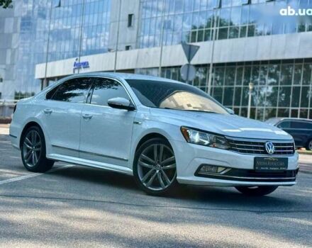 Фольксваген Пассат, объемом двигателя 1.8 л и пробегом 159 тыс. км за 13500 $, фото 2 на Automoto.ua
