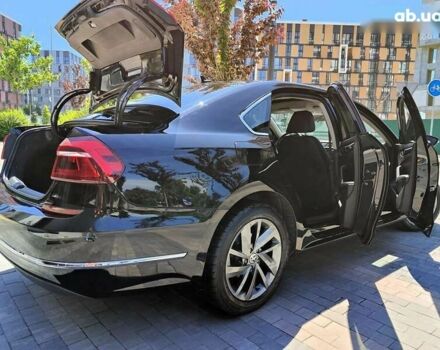 Фольксваген Пассат, объемом двигателя 2 л и пробегом 139 тыс. км за 11990 $, фото 19 на Automoto.ua