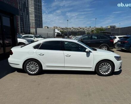 Фольксваген Пассат, объемом двигателя 1.8 л и пробегом 198 тыс. км за 14500 $, фото 5 на Automoto.ua