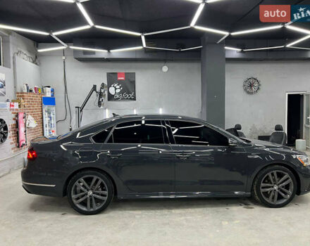 Фольксваген Пассат, об'ємом двигуна 2 л та пробігом 92 тис. км за 16500 $, фото 5 на Automoto.ua