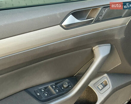 Фольксваген Пассат, объемом двигателя 1.97 л и пробегом 80 тыс. км за 20500 $, фото 51 на Automoto.ua