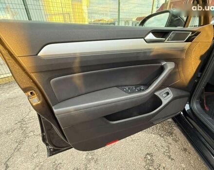 Фольксваген Пассат, об'ємом двигуна 1.6 л та пробігом 332 тис. км за 13990 $, фото 10 на Automoto.ua