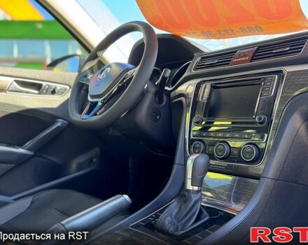 Фольксваген Пассат, объемом двигателя 20 л и пробегом 210 тыс. км за 17200 $, фото 12 на Automoto.ua