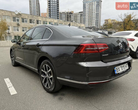 Фольксваген Пассат 2018 в Киеве на Automoto.ua Фольксваген Пассат, объемом двигателя 2 л и пробегом 152 тыс. км за 25999 $, фото 4 на Automoto.ua