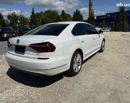 Фольксваген Пассат, объемом двигателя 2 л и пробегом 113 тыс. км за 11800 $, фото 6 на Automoto.ua