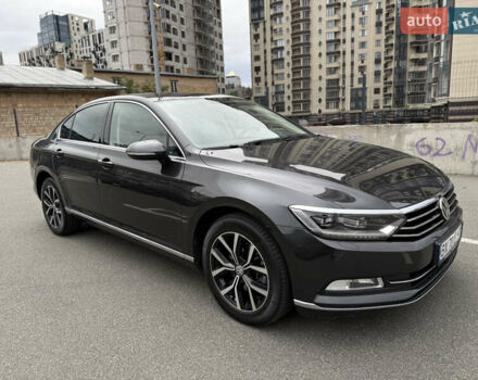Фольксваген Пассат 2018 в Киеве на Automoto.ua Фольксваген Пассат, объемом двигателя 2 л и пробегом 152 тыс. км за 25999 $, фото 8 на Automoto.ua