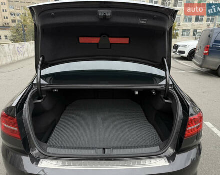 Фольксваген Пассат 2018 в Киеве на Automoto.ua Фольксваген Пассат, объемом двигателя 2 л и пробегом 152 тыс. км за 25999 $, фото 25 на Automoto.ua