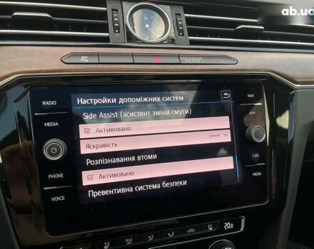 Фольксваген Пассат, объемом двигателя 2 л и пробегом 50 тыс. км за 25600 $, фото 28 на Automoto.ua