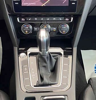 Фольксваген Пассат, об'ємом двигуна 2 л та пробігом 194 тис. км за 19950 $, фото 16 на Automoto.ua