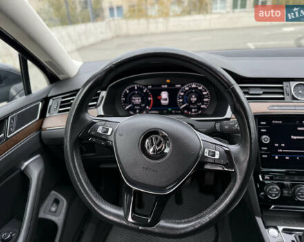 Фольксваген Пассат 2018 в Киеве на Automoto.ua Фольксваген Пассат, объемом двигателя 2 л и пробегом 152 тыс. км за 25999 $, фото 14 на Automoto.ua