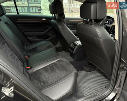 Фольксваген Пассат 2018 в Киеве на Automoto.ua Фольксваген Пассат, объемом двигателя 2 л и пробегом 152 тыс. км за 25999 $, фото 19 на Automoto.ua