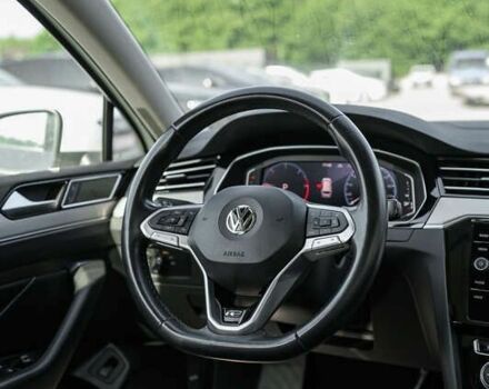 Фольксваген Пассат, объемом двигателя 2 л и пробегом 200 тыс. км за 23000 $, фото 1 на Automoto.ua