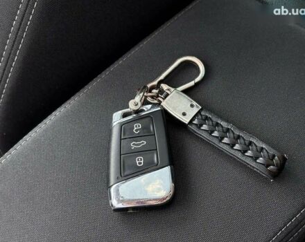 Фольксваген Пассат 2021 в Львове на Automoto.ua Фольксваген Пассат, объемом двигателя 2 л и пробегом 216 тыс. км за 23600 $, фото 19 на Automoto.ua