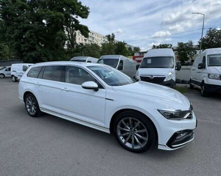 Фольксваген Пассат 2021 у Києві на Automoto.ua Фольксваген Пассат, об'ємом двигуна 2 л та пробігом 194 тис. км за 25900 $, фото 12 на Automoto.ua