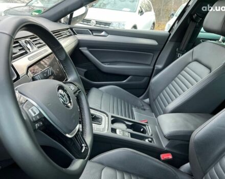 Фольксваген Пассат 2021 в Киеве на Automoto.ua Фольксваген Пассат, объемом двигателя 2 л и пробегом 15 тыс. км за 43298 $, фото 11 на Automoto.ua