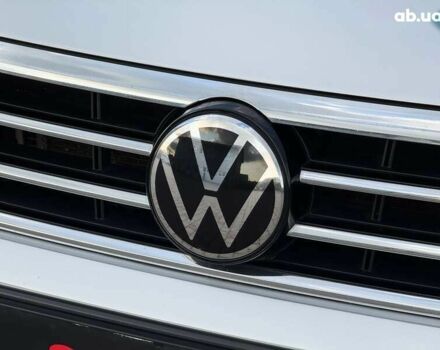 Фольксваген Пассат, объемом двигателя 2 л и пробегом 226 тыс. км за 20799 $, фото 17 на Automoto.ua