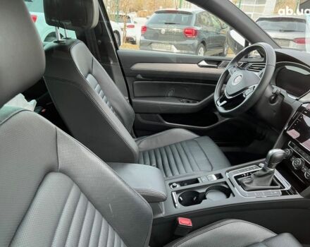 Фольксваген Пассат 2021 в Киеве на Automoto.ua Фольксваген Пассат, объемом двигателя 2 л и пробегом 15 тыс. км за 43298 $, фото 35 на Automoto.ua