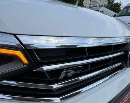 Фольксваген Пассат 2021 у Києві на Automoto.ua Фольксваген Пассат, об'ємом двигуна 2 л та пробігом 194 тис. км за 25900 $, фото 13 на Automoto.ua