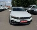 Фольксваген Пассат 2021 у Києві на Automoto.ua Фольксваген Пассат, об'ємом двигуна 2 л та пробігом 194 тис. км за 25900 $, фото 1 на Automoto.ua