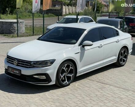 Фольксваген Пассат, объемом двигателя 2 л и пробегом 240 тыс. км за 23955 $, фото 1 на Automoto.ua