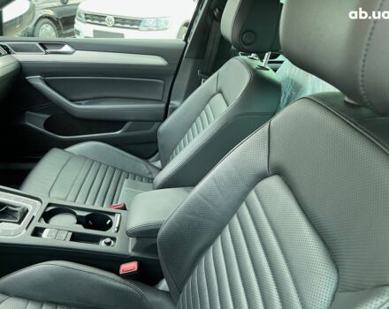 Фольксваген Пассат 2021 в Киеве на Automoto.ua Фольксваген Пассат, объемом двигателя 2 л и пробегом 15 тыс. км за 43298 $, фото 17 на Automoto.ua