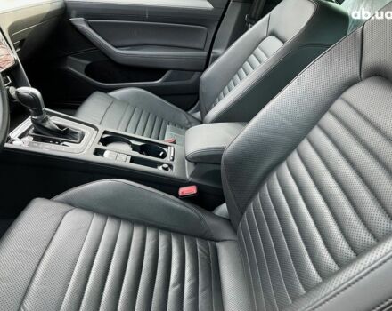 Фольксваген Пассат 2021 в Киеве на Automoto.ua Фольксваген Пассат, объемом двигателя 2 л и пробегом 15 тыс. км за 43298 $, фото 7 на Automoto.ua