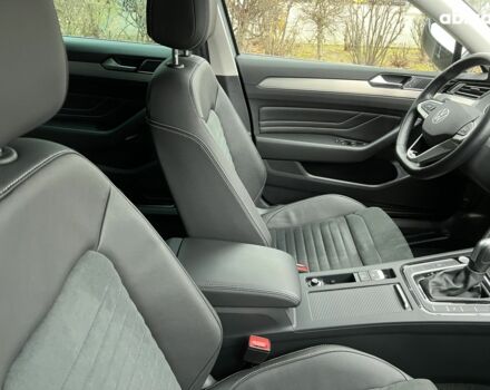 Фольксваген Пассат, объемом двигателя 1.97 л и пробегом 2 тыс. км за 50210 $, фото 25 на Automoto.ua