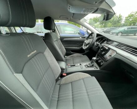 Фольксваген Пассат, объемом двигателя 2 л и пробегом 10 тыс. км за 45102 $, фото 4 на Automoto.ua