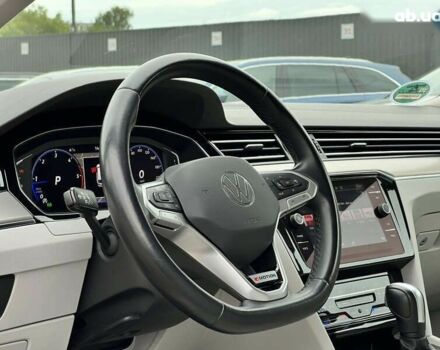 Фольксваген Пассат, об'ємом двигуна 2 л та пробігом 154 тис. км за 27496 $, фото 29 на Automoto.ua