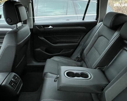 Фольксваген Пассат, объемом двигателя 2 л и пробегом 1 тыс. км за 46515 $, фото 27 на Automoto.ua