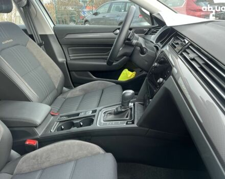 Фольксваген Пассат, объемом двигателя 2 л и пробегом 1 тыс. км за 54123 $, фото 23 на Automoto.ua