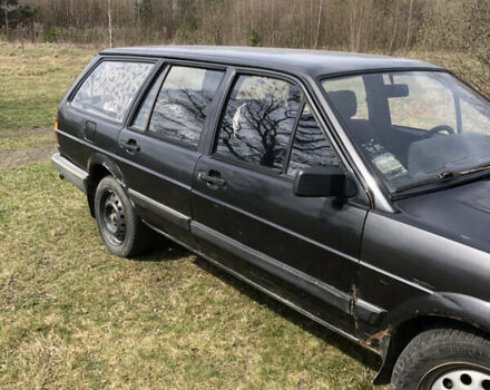 Фольксваген Пассат, объемом двигателя 1.6 л и пробегом 200 тыс. км за 1000 $, фото 2 на Automoto.ua