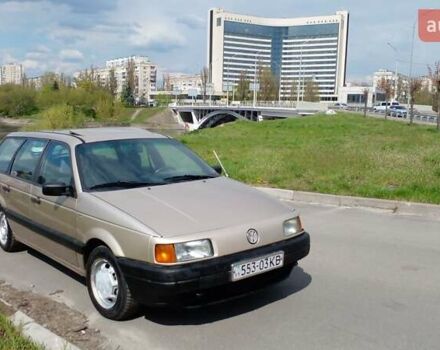 Фольксваген Пассат, объемом двигателя 1.8 л и пробегом 400 тыс. км за 2700 $, фото 2 на Automoto.ua