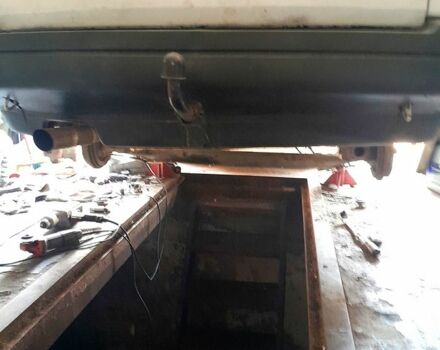 Фольксваген Пассат, объемом двигателя 1.8 л и пробегом 250 тыс. км за 950 $, фото 7 на Automoto.ua