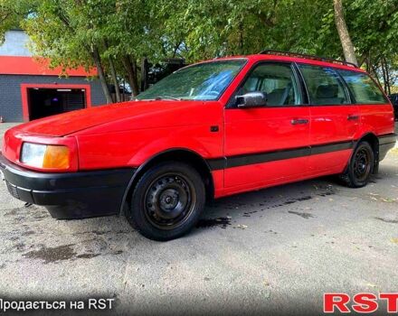 Фольксваген Пассат, объемом двигателя 1.8 л и пробегом 300 тыс. км за 1700 $, фото 1 на Automoto.ua