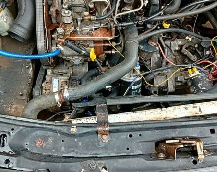 Фольксваген Пассат, объемом двигателя 1.9 л и пробегом 380 тыс. км за 1500 $, фото 4 на Automoto.ua