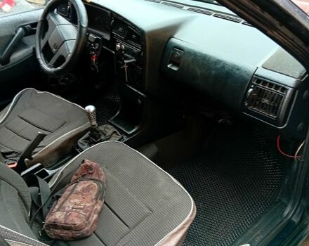 Фольксваген Пассат, объемом двигателя 1.9 л и пробегом 380 тыс. км за 1500 $, фото 3 на Automoto.ua