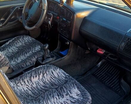 Фольксваген Пассат, объемом двигателя 1.9 л и пробегом 350 тыс. км за 2500 $, фото 2 на Automoto.ua